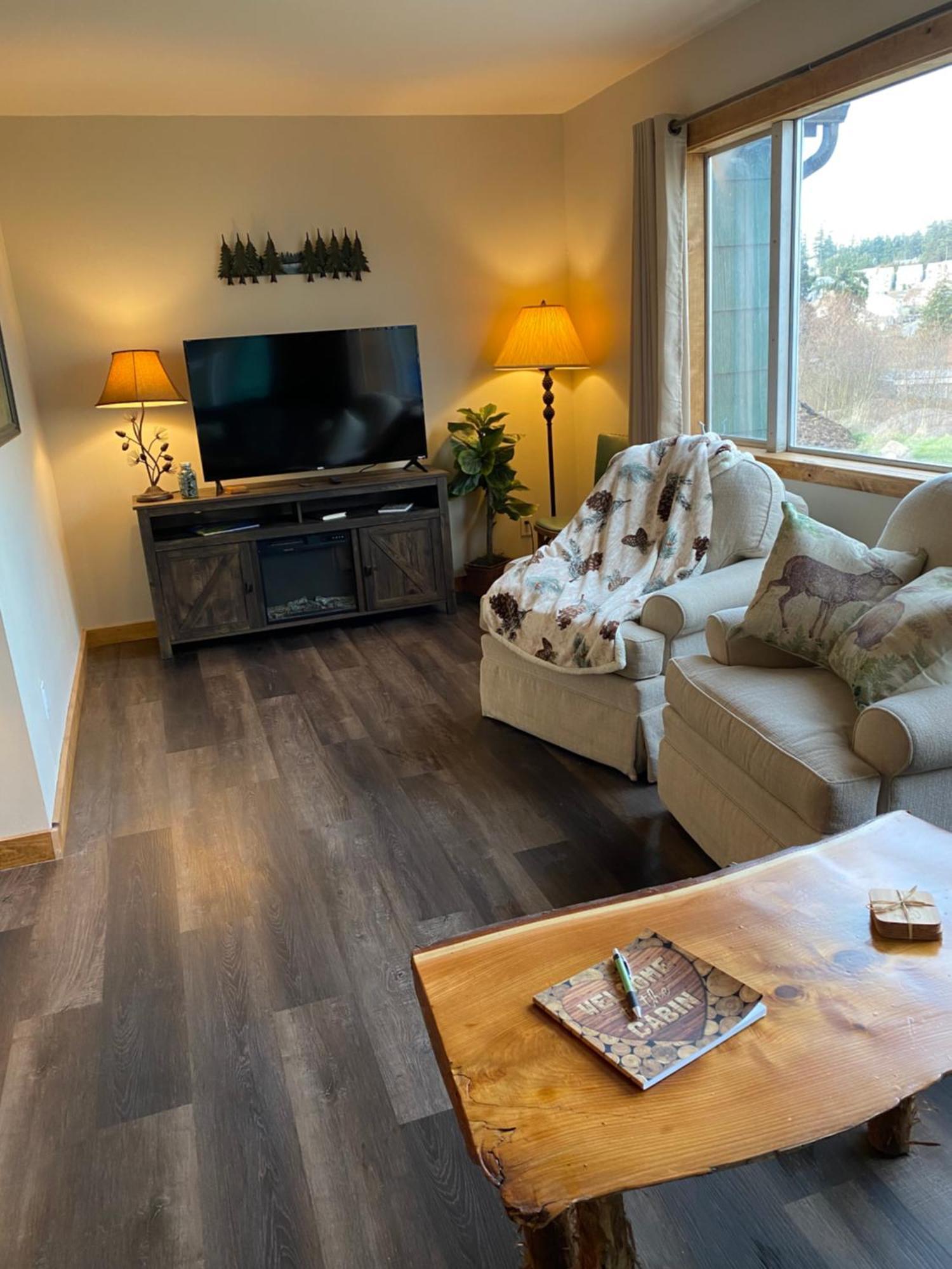 Cabin - Hot Tub - Fire Pit - View - Getaway! Oak Harbor Eksteriør billede